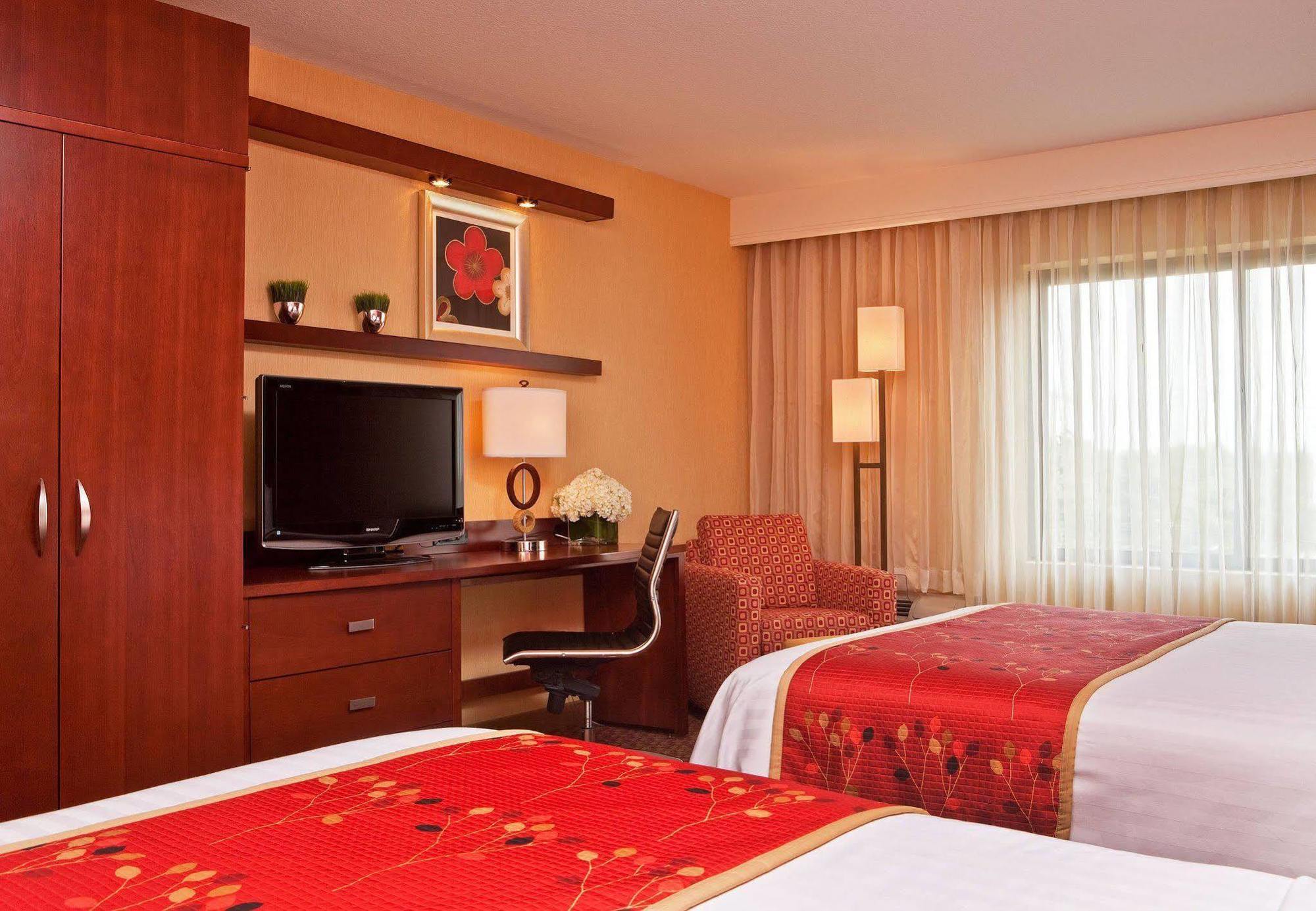 Courtyard By Marriot Cranbury South Brunswick Hotel Room photo